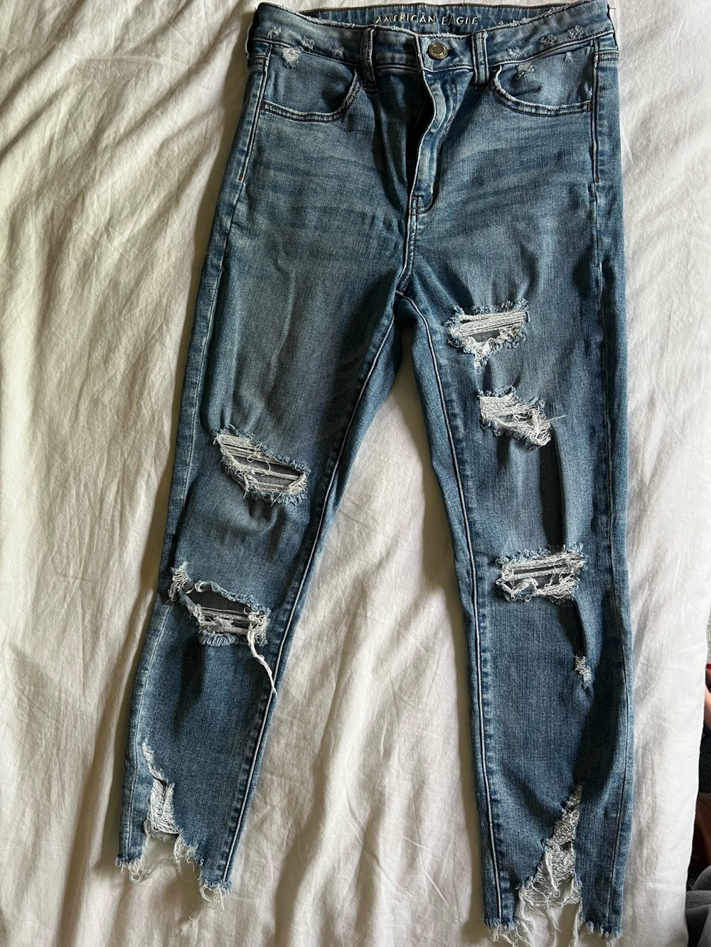 American Eagle Outfitters Women's Distressed Light Blue Skinny Jeans